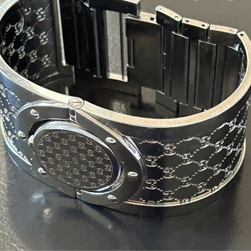 Gucci Italian Luxury Bracelet Watch RARE!!!!